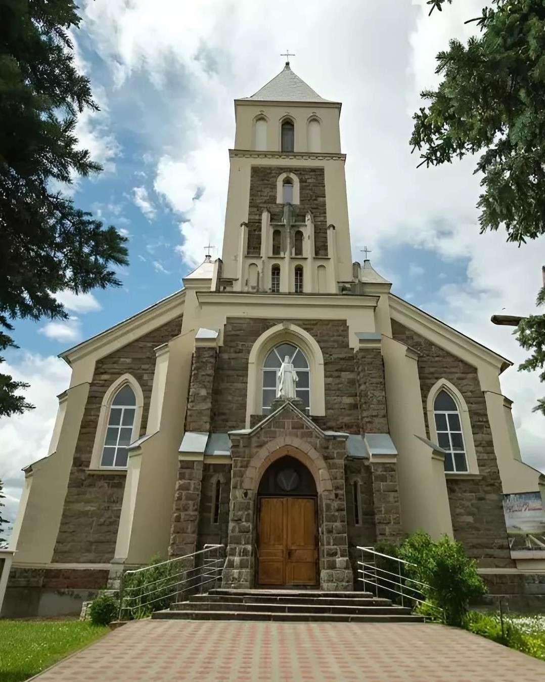 Памятники архитектуры